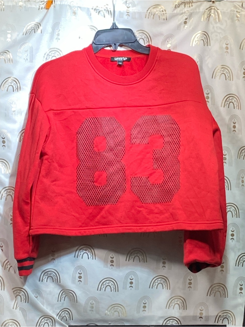 Levi's Red Cropped Crewneck Sweatshirt with '83' Graphic